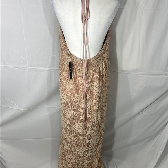 Lulus Stolen Moments Lace Halter Maxi Dress in Cream and Tan Size 1X - Picture 6 of 9